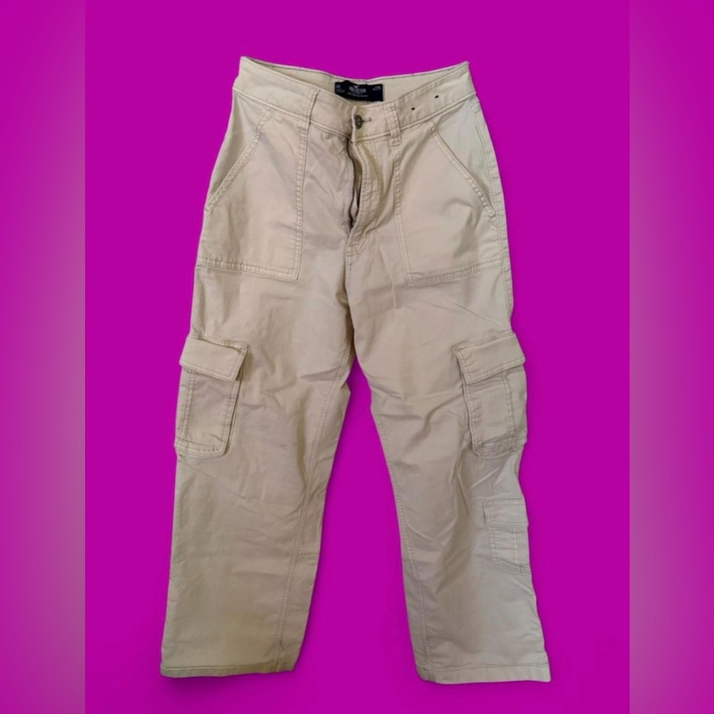Hollister Women's Beige High Rise Jeans